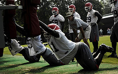 Beat Up Your Opponent – 2 Great Football Strength Training Exercises For Football Dominance!